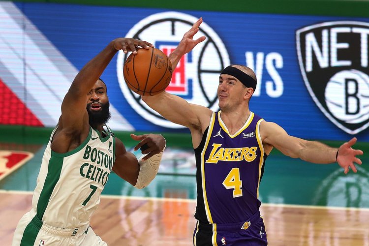 NBA : Les Lakers s’écroulent face aux Celtics