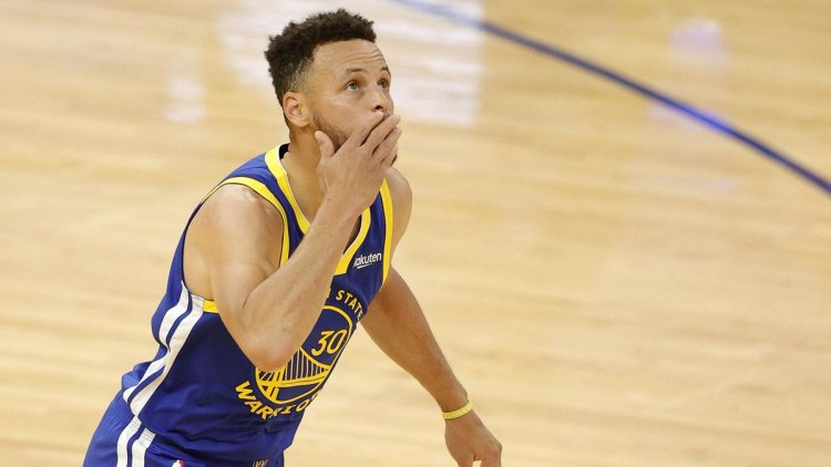 NBA : Steph Curry plante un nouveau record All-Time!