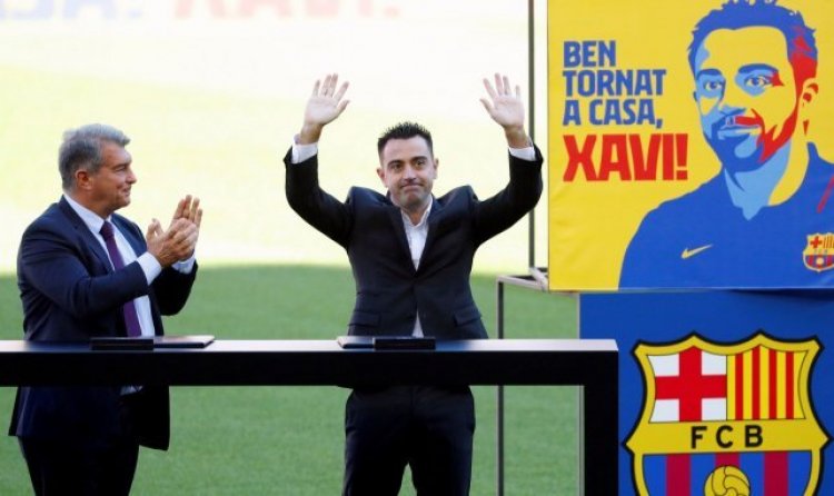 FC Barcelone : Officiellement présenté, Xavi dévoile son Plan de Jeu.