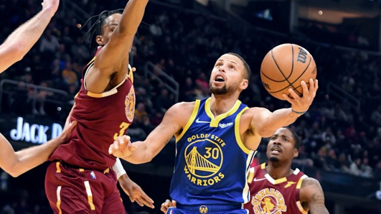 NBA : déchaîné, Stephen Curry explose les records !