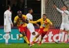 "Fais pas le con" L'échange exceptionnel entre Seko Fofana et l'arbitre de RC Lens - LOSC en Coupe de France